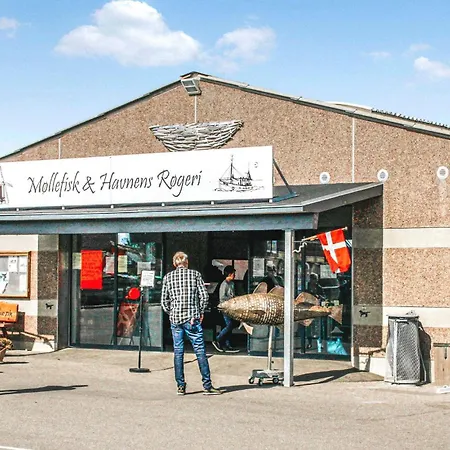 Nyaraló 2 Bedroom Gorgeous In *