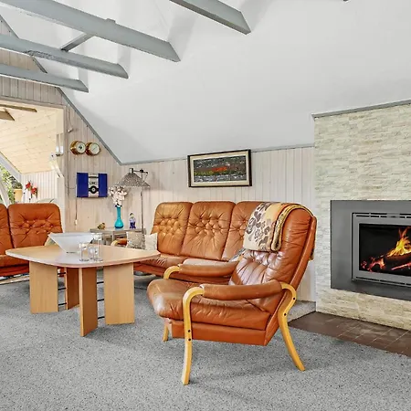בית נופש 2 Bedroom Gorgeous In Glesborg