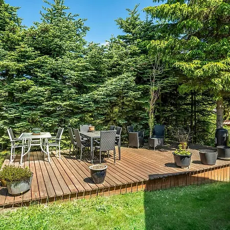 2 Bedroom Gorgeous In *